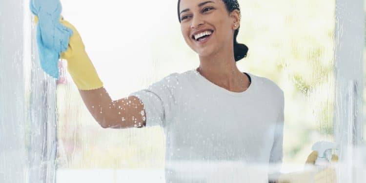 How to Clean Glass Shower Doors Without Scrubbing