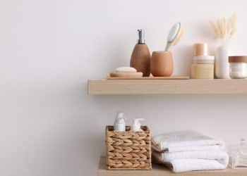 Bathroom Shelves That Stay Organized All Week