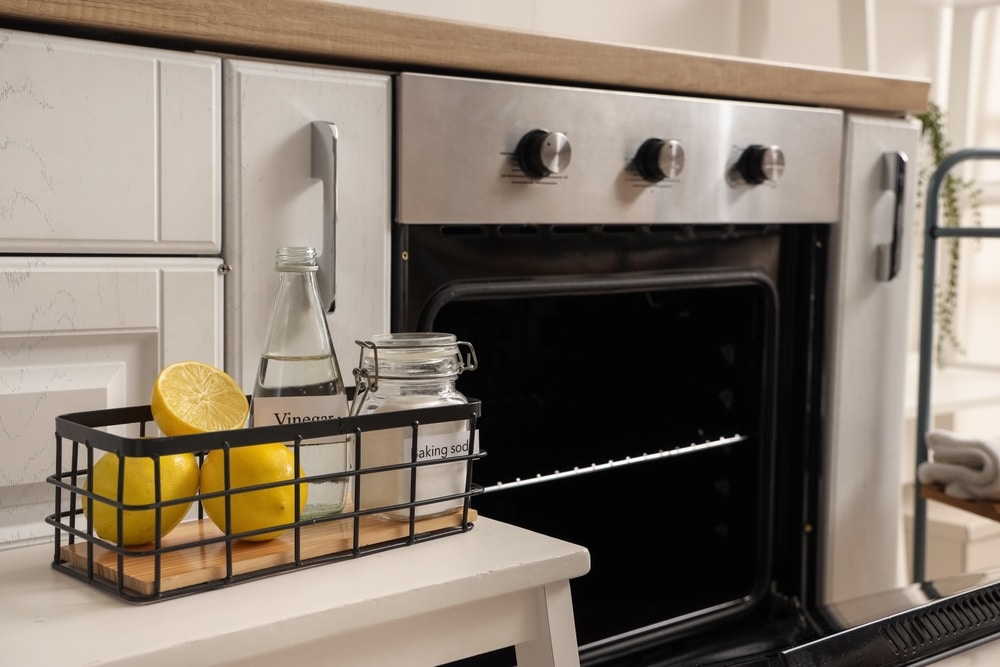 clean your oven without chemicals