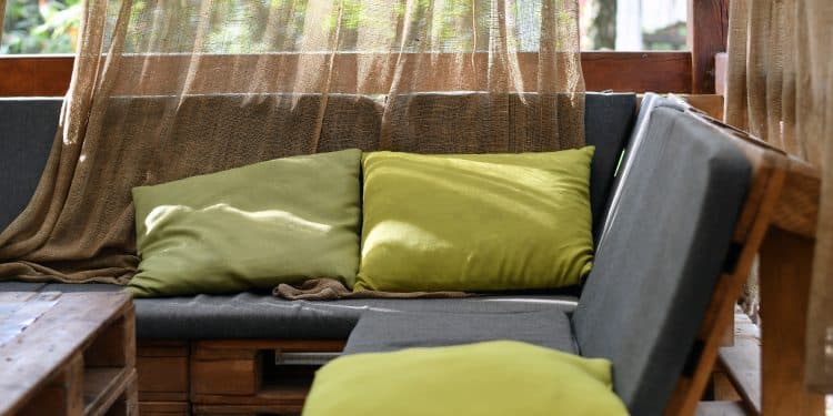 Turn a Tiny Balcony Into a Cozy Outdoor Spot for Cheap