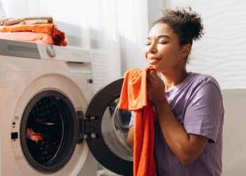 The Right Way to Clean Your Washing Machine (Yes, It Needs It Too)