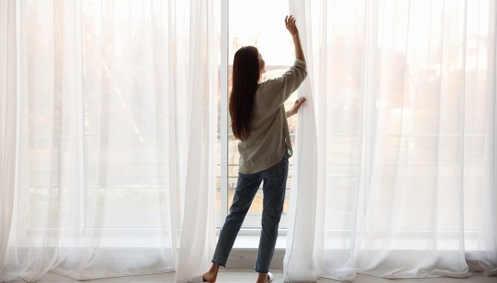 How to Fake Expensive Curtains on a Renter’s Budget